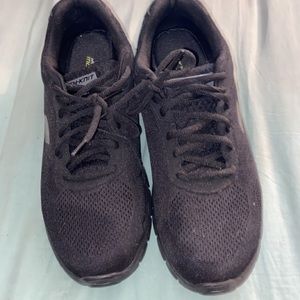 Black tennis shoes!!